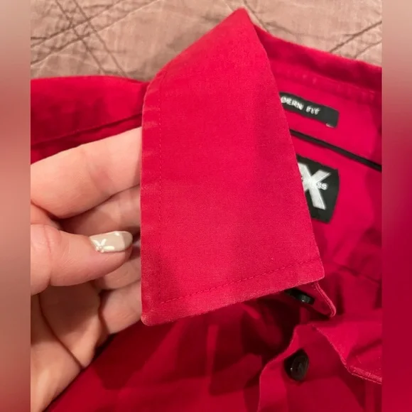 Express button down - Picture 3 of 4